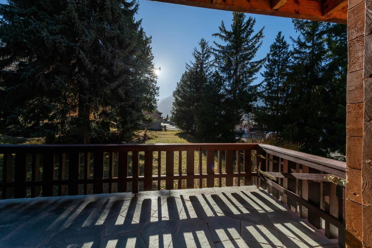 Chalet Bambi "Marchenhaft" Apartment Grachen Exterior photo